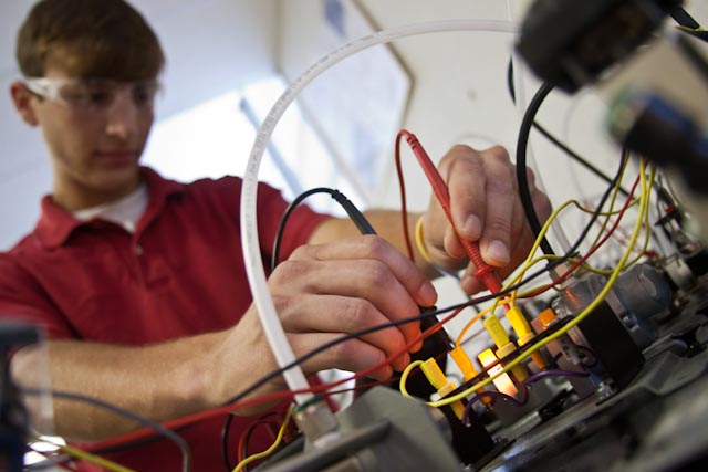 tuyen nhan vien ki thuat dien tuyen nhan vien ki thuat dien